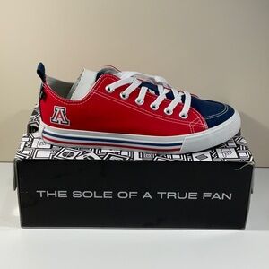 SKICKS Arizona Wildcats Low Top Shoes - unisex men 7/women 9